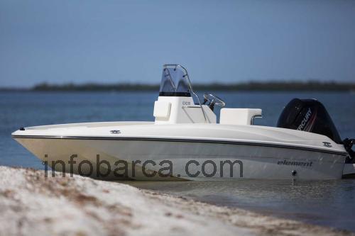 Bayliner Element CC5 recensioni e scheda tecnica